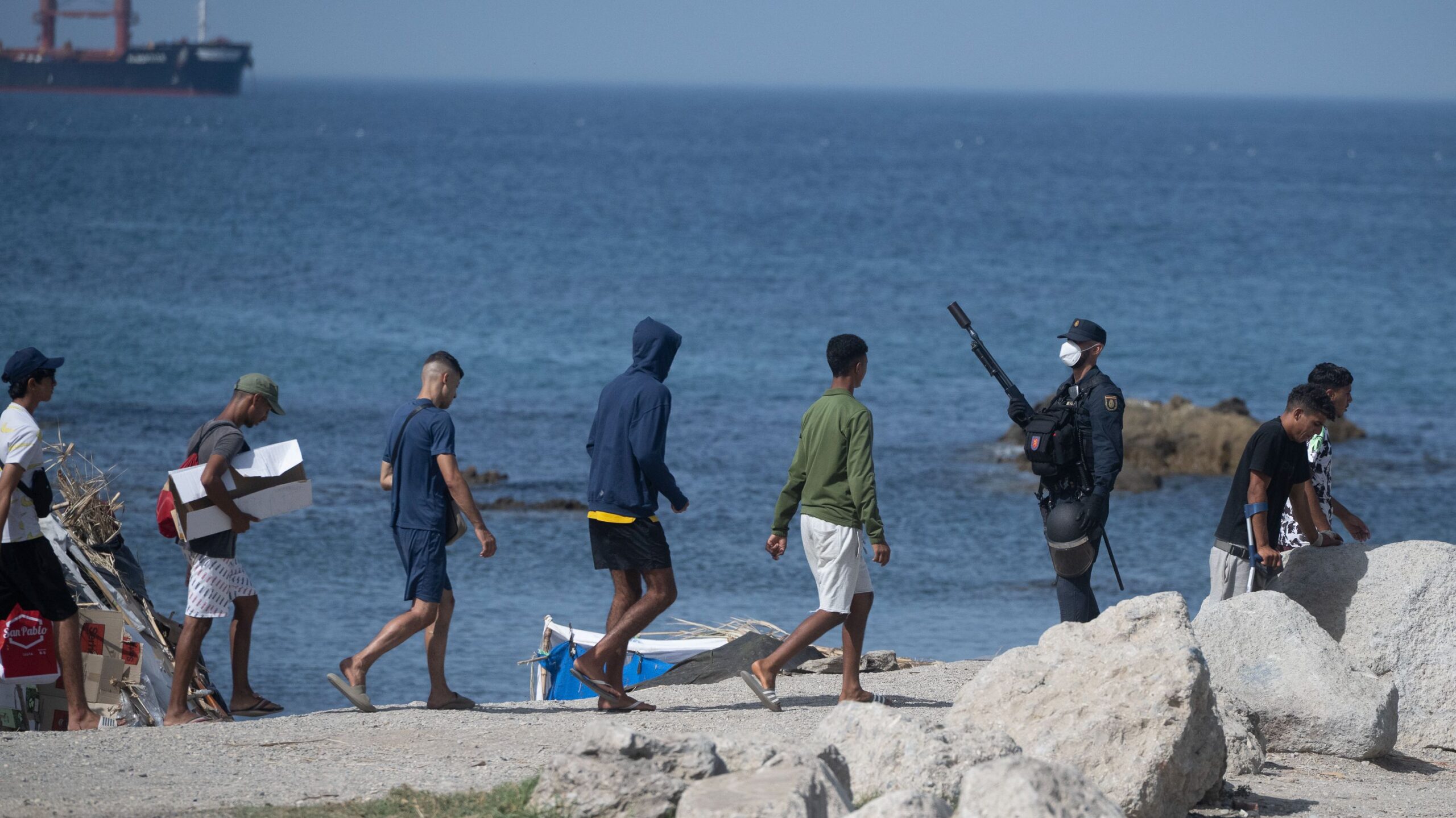 Crisi a Ceuta: La Cúpula de l'Estat Aborda la Complexa Realitat Migratòria