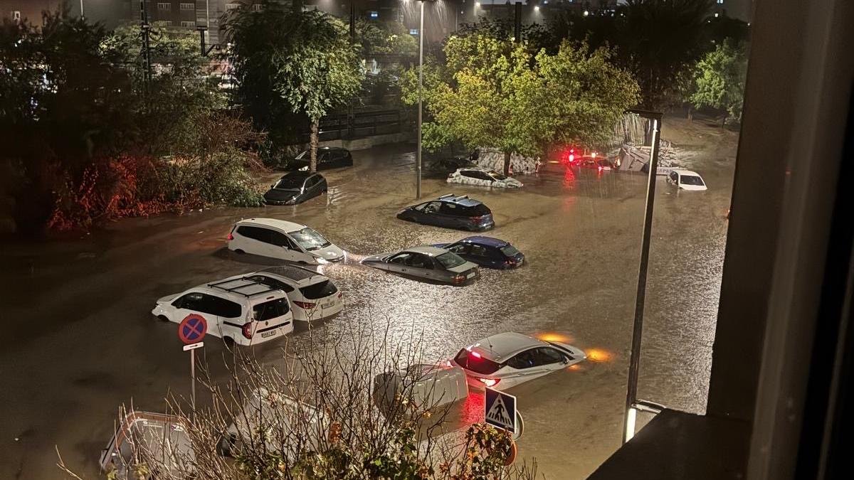 Les pluges torrencials s'intensifiquen al Vallès i Maresme mentre Tarragona manté l'alerta i restriccions de mobilitat